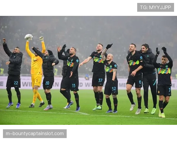 通讯:一座城市的骄傲,回顾国际米兰本赛季19个意甲主场的全胜纪录。 通讯:一座城市的骄傲,回顾国际米兰本赛季19个意甲主场的全胜纪录。